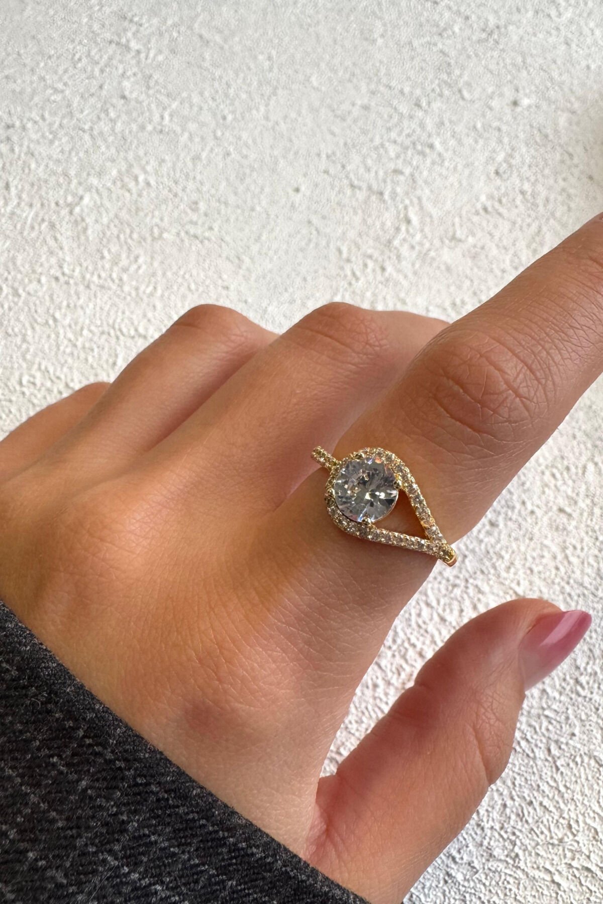 Premium Seri Clarie Damla Tek Taş Tasarım Ayarlanabilir Kadın Çelik Yüzük