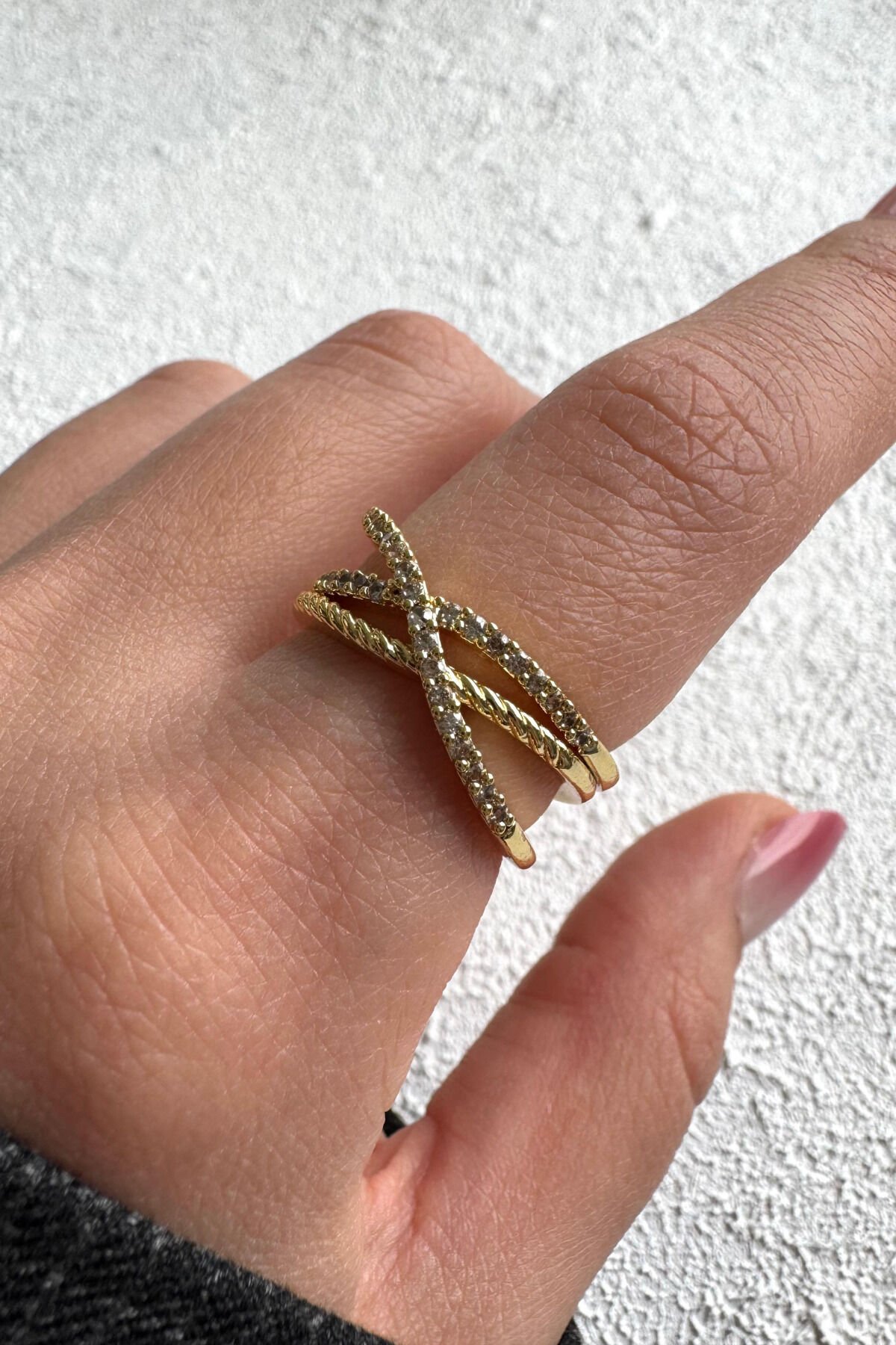 Zirkon Taşlı Çarpaz Halatlı Tasarım Ayarlanabilir Kadın Yüzük