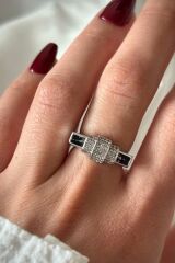 Premium Seri Punch Model Zirkon Taşlı Tasarım Ayarlanabilir Kadın Çelik Yüzük