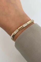 Premium Seri Zirkon Taşlı Çubuk Tasarım Kadın Çelik Bileklik Kelepçe