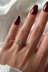 Premium Seri Yuvarlak Kesim Klasik Tek Taş Yarım Tur Zirkon Taşlı Ayarlanabilir Kadın Çelik Yüzük