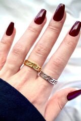 Premium Seri Font Tasarım Cilalı Ayarlanabilir Kadın Yüzük