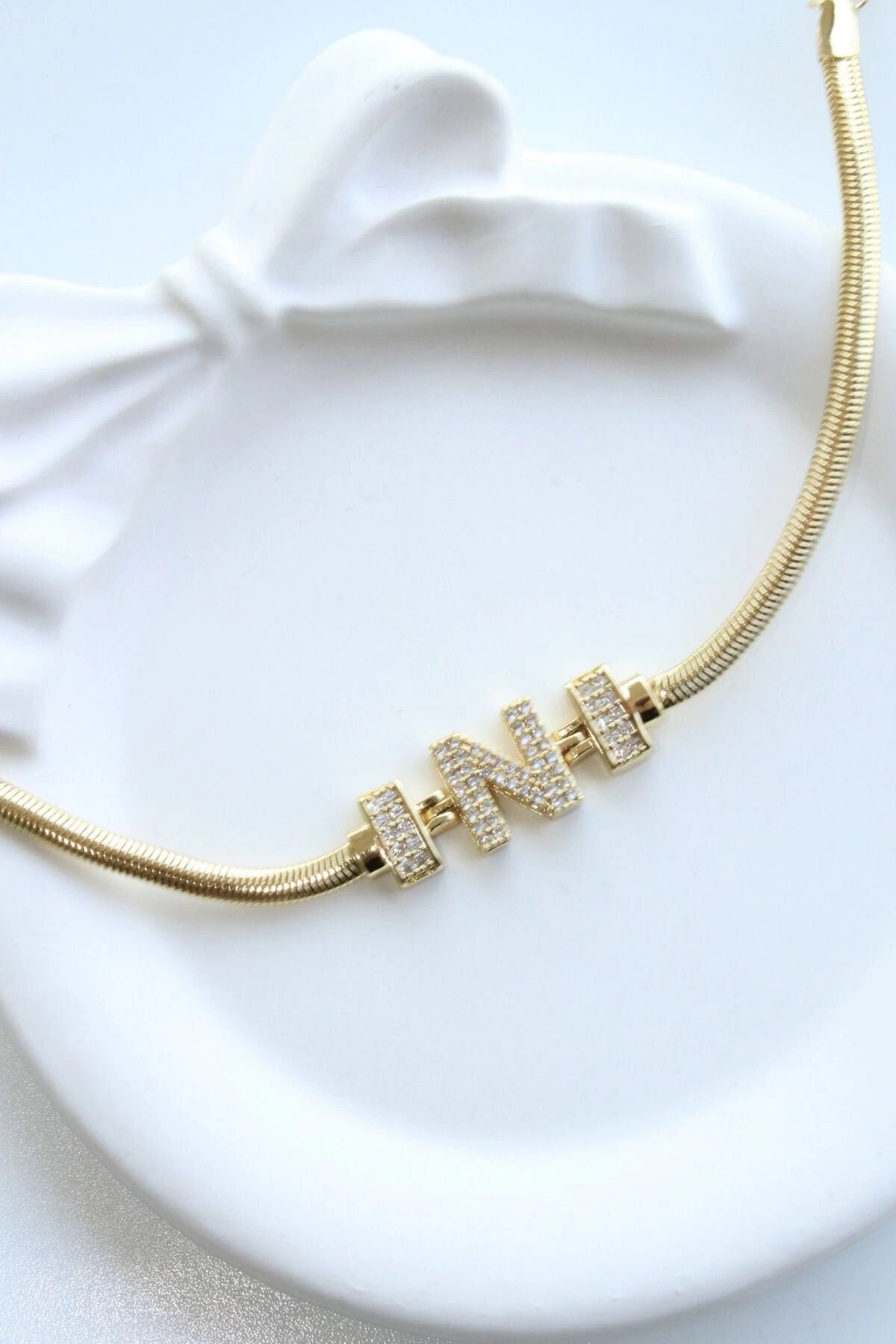 İthal Seri N Harfi Balık Sırtı Zincirli Kadın Çelik Bileklik Kararmaz Renk Atmaz