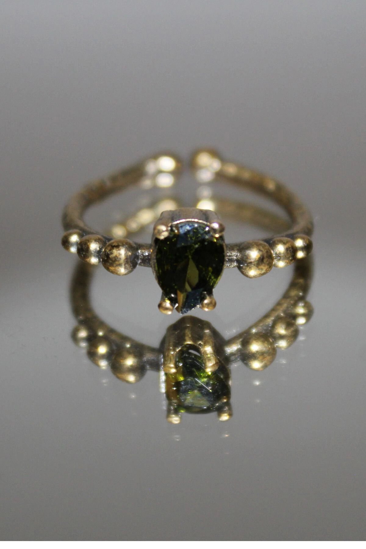 Exclusive Seri Ayarlanabilir Paslanmaz Kararmaz Boncuk Detay Bronz Zirkon Damla Taş Şık Kadın Yüzük