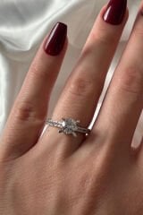 Premium Seri Yuvarlak Kesim Klasik Tek Taş Yarım Tur Zirkon Taşlı Ayarlanabilir Kadın Çelik Yüzük