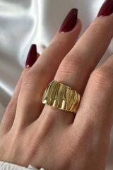 Yeni Seri Cilalı Kırışık Asimetrik Bombeli Tasarım Günlük Ayarlanabilir Kadın Çelik Yüzük