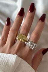 Yeni Seri Cilalı Kırışık Asimetrik Bombeli Tasarım Günlük Ayarlanabilir Kadın Çelik Yüzük