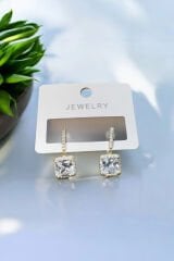 Özel Seri Parlak Baget Zirkon Taşlı Çivi Model Kadın Çelik Küpe