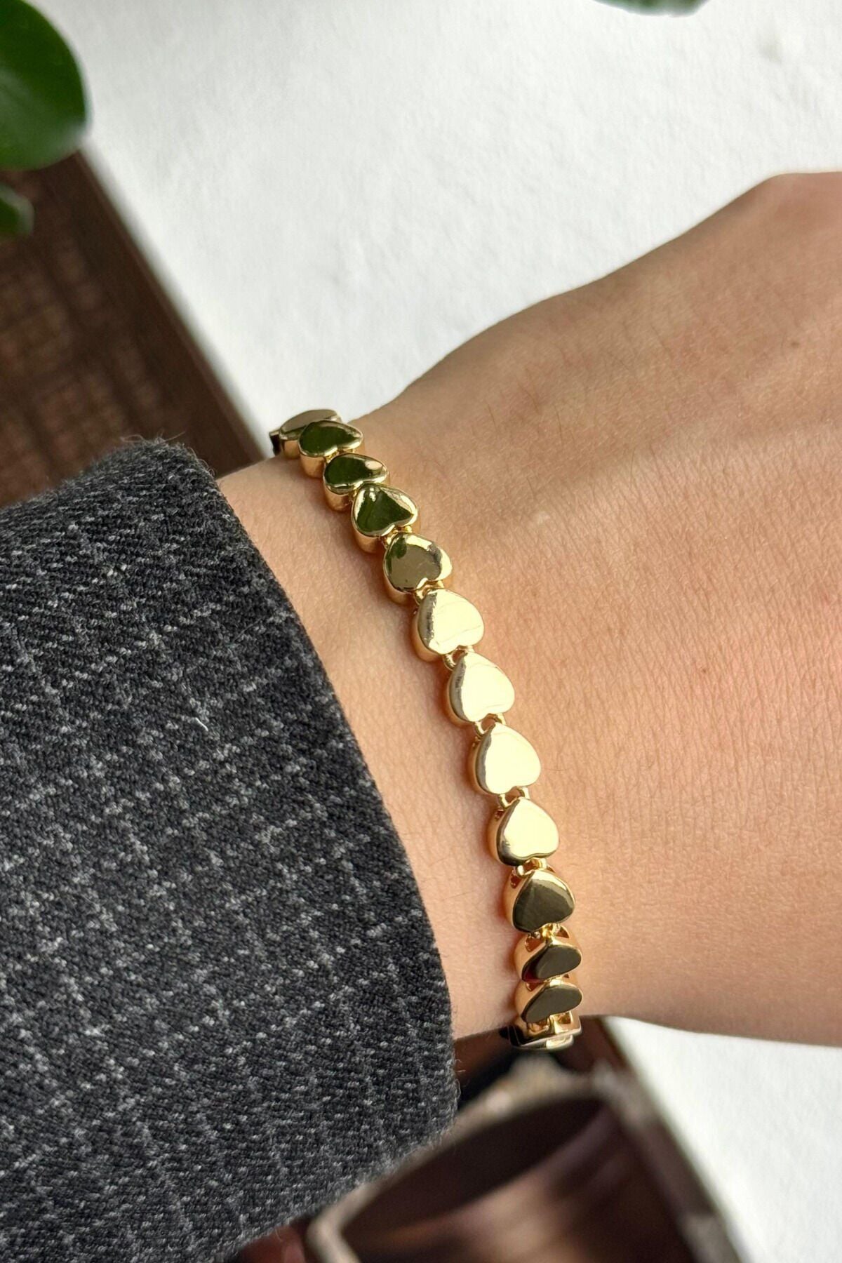 Özel Seri Vintage Kalp Tasarım Kadın Çelik Bileklik Kelepçe Altın