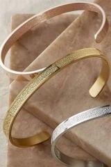 Çelik Kabartmalı Yazılı Ayetel Kürsi Kadın Bileklik Renk Atmaz Kararmaz Bilezik