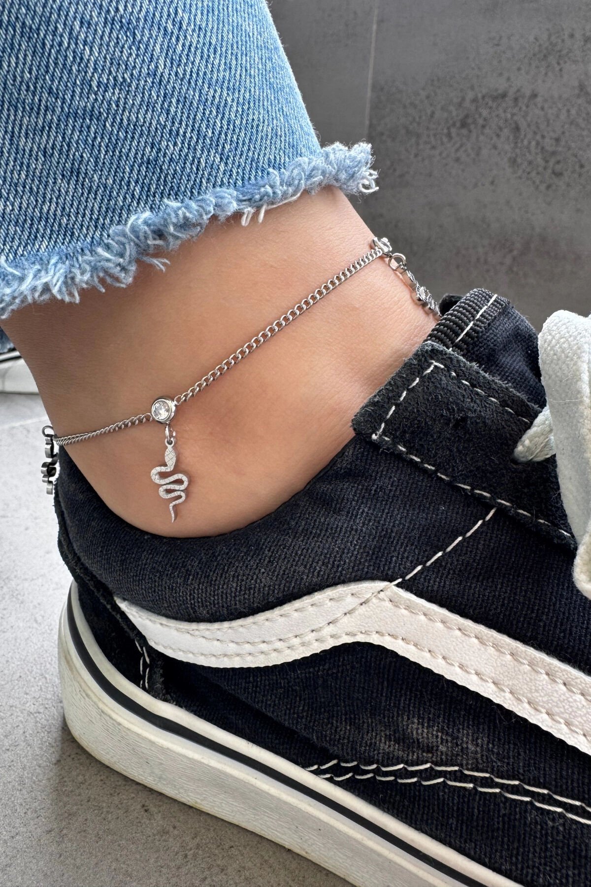 Sallantılı Yılan Model Kadın Çelik Halhal