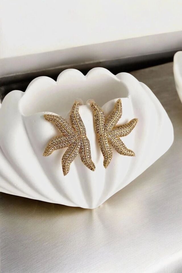 Premium Seri İthal  Zirkon Taş Kaplama Deniz Yıldızı Model Kararmayan Şık Tasarım Kadın Küpe Altın