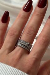 Exclusive Seri Ayarlanabilir Kararmaz Çapraz Trapez Zirkon Taşlı Kadın Çelik Yüzük