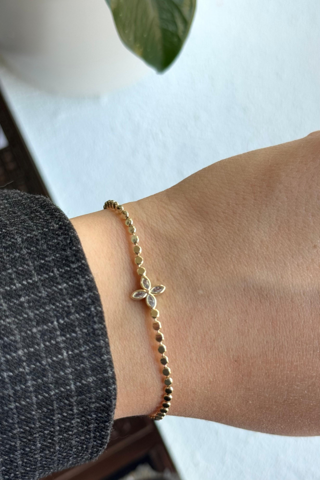 V.İ.P Seri Ezme Zincirli Yonca Çiçek Model Renk Atmaz Kararmaz Garantili Kadın Çelik Bileklik Gold