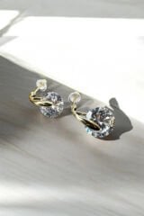 Özel Seri Parlak Oval Zirkon Taşlı Çivi Model Kadın Çelik Küpe