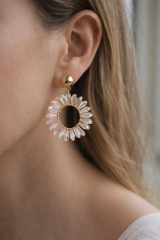 Premium Çiçek Tasarım Sallantılı Kadın Çelik Küpe