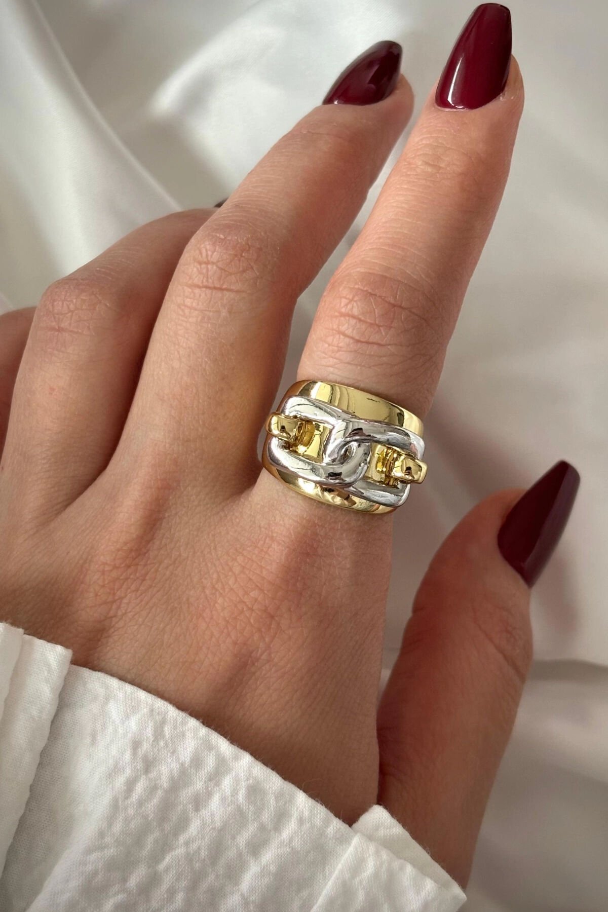 Özel Seri İthal Cilalı Gerçek Zincirli Model Bombe Tasarım Ayarlanabilir Kadın Çelik Yüzük