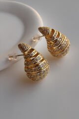 Exclusive Seri Zirkon Taşlı Gold Renk Ünlü Marka Model Kararma Yapmayan Kadın Şık Küpe