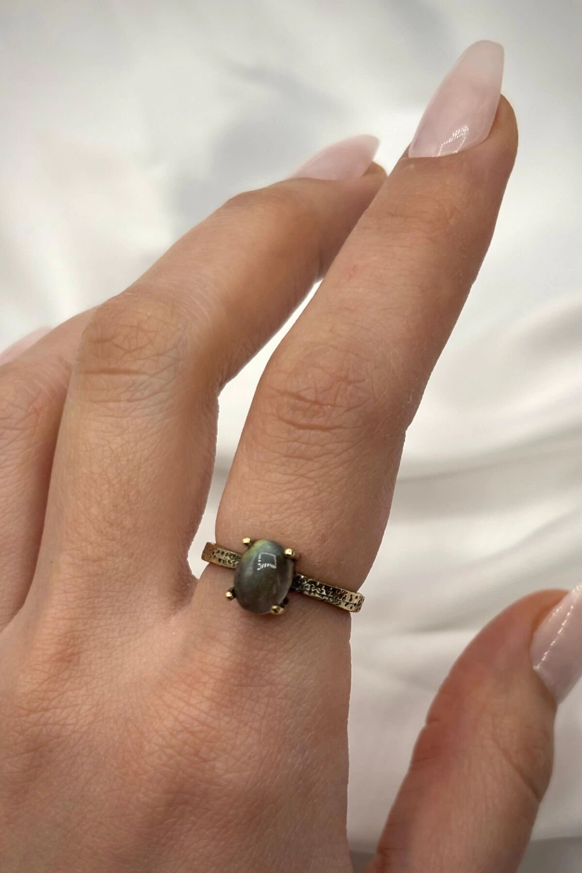 Vintage Seri Ayarlanabilir Paslanmaz Kararmaz Yüksek Oval Tasarım Labradorit Doğal Taş Bronz Yüzük