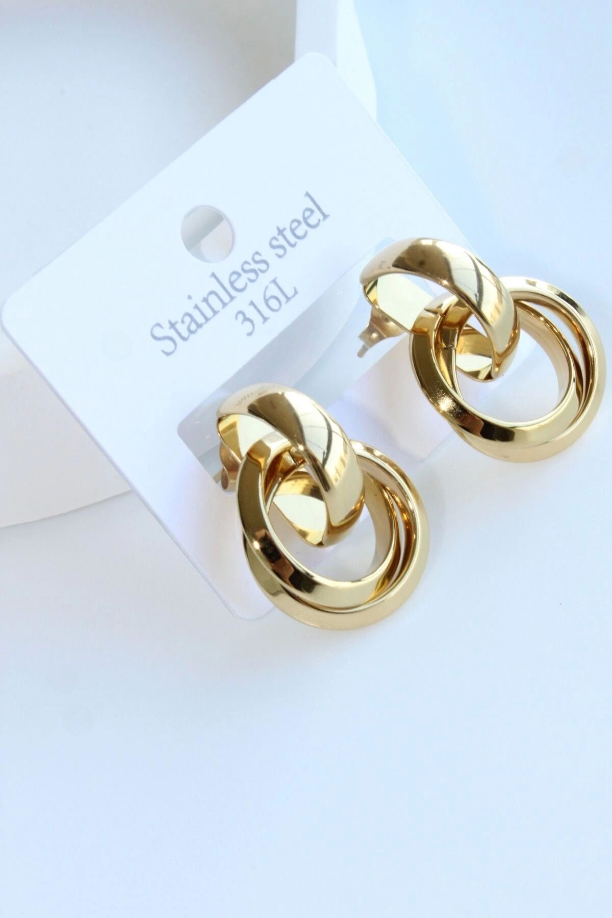 Premium Seri Çoklu Halka Tasarım Kararmaz Renk Atmaz Kadın Çelik Küpe