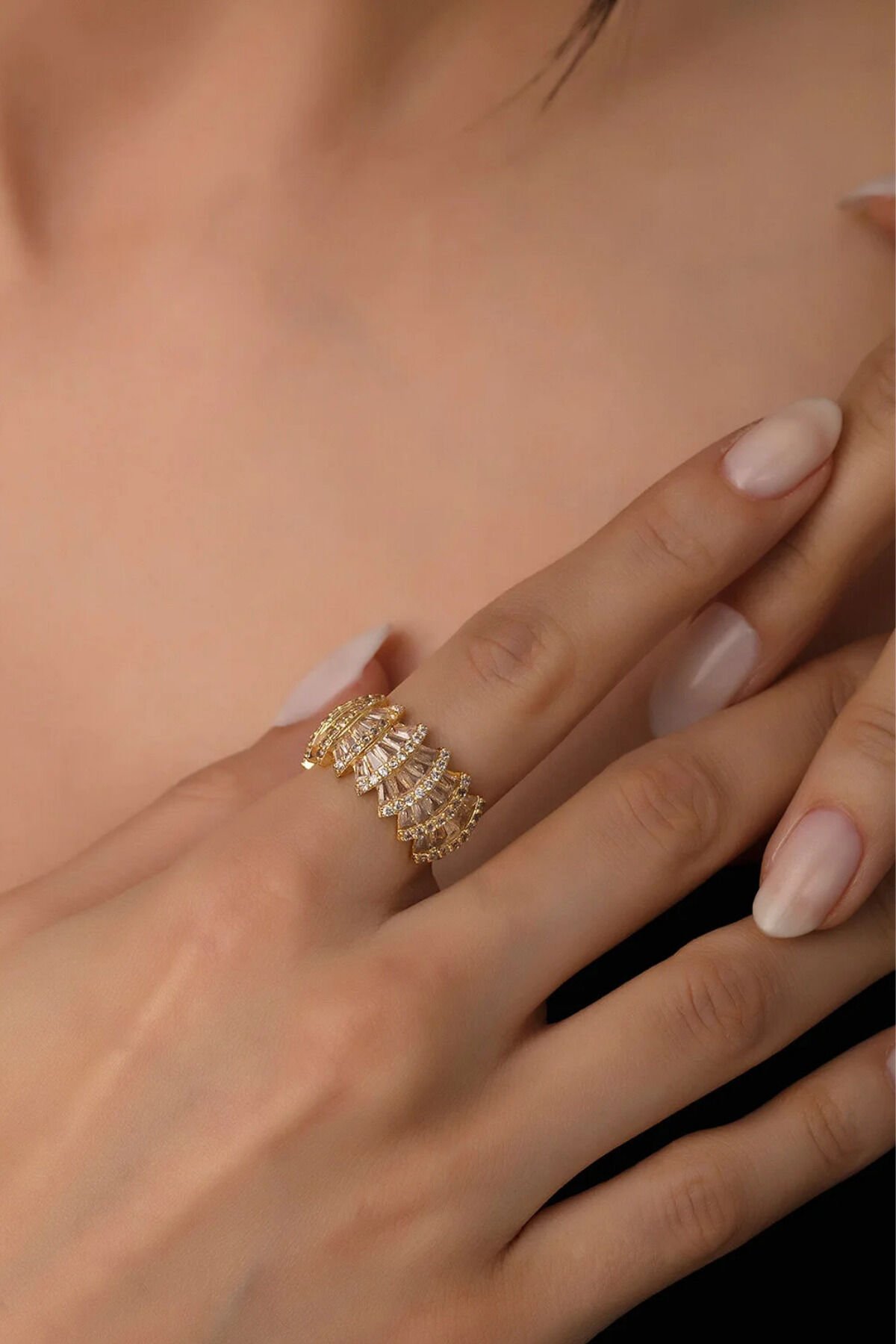 Yeni Sezon Trapez Taşlı Tasarım Model Ayarlanabilir Kadın Çelik Yüzük