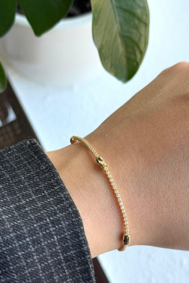 V.İ.P Seri Full Taşlı Su Yolu Çoklu Slim Model Renk Atmaz Kararmaz Garantili Kadın Çelik Bileklik Gold