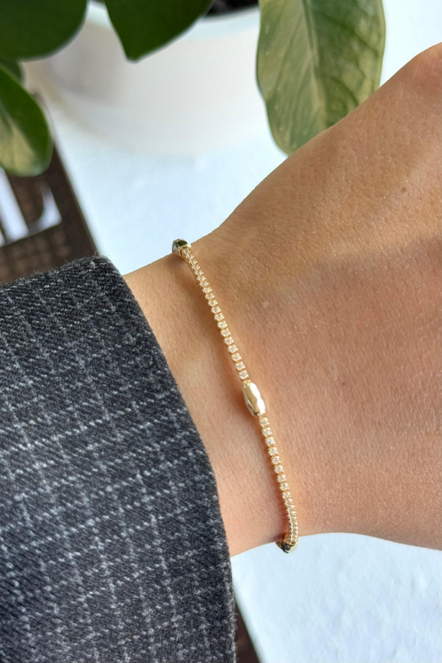 V.İ.P Seri Full Taşlı Su Yolu Çoklu Slim Model Renk Atmaz Kararmaz Garantili Kadın Çelik Bileklik Gold