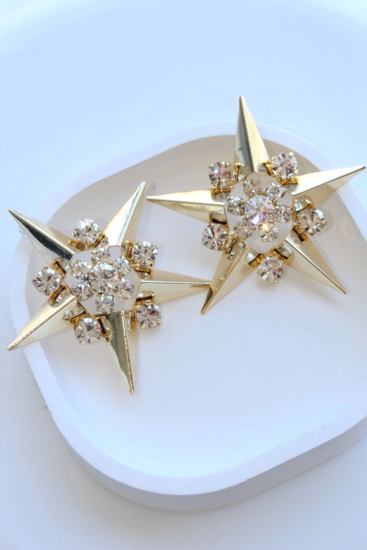 Büyük Yıldız Tasarım Full Zirkon Taşlı Kadın Abiye Çelik Küpe