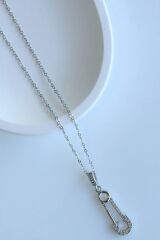 Zarif Zirkon Taşlı Kilitli İğne Tasarım Renk Atmaz Kararmaz Kadın Çelik Kolye