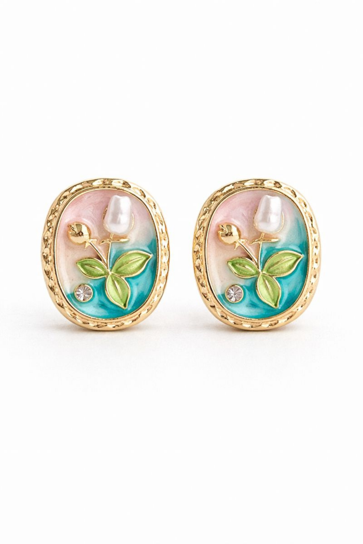 Vintage Incili Beyaz Gül Motifli 3d Tablo Tasarım Kadın Çelik Küpe