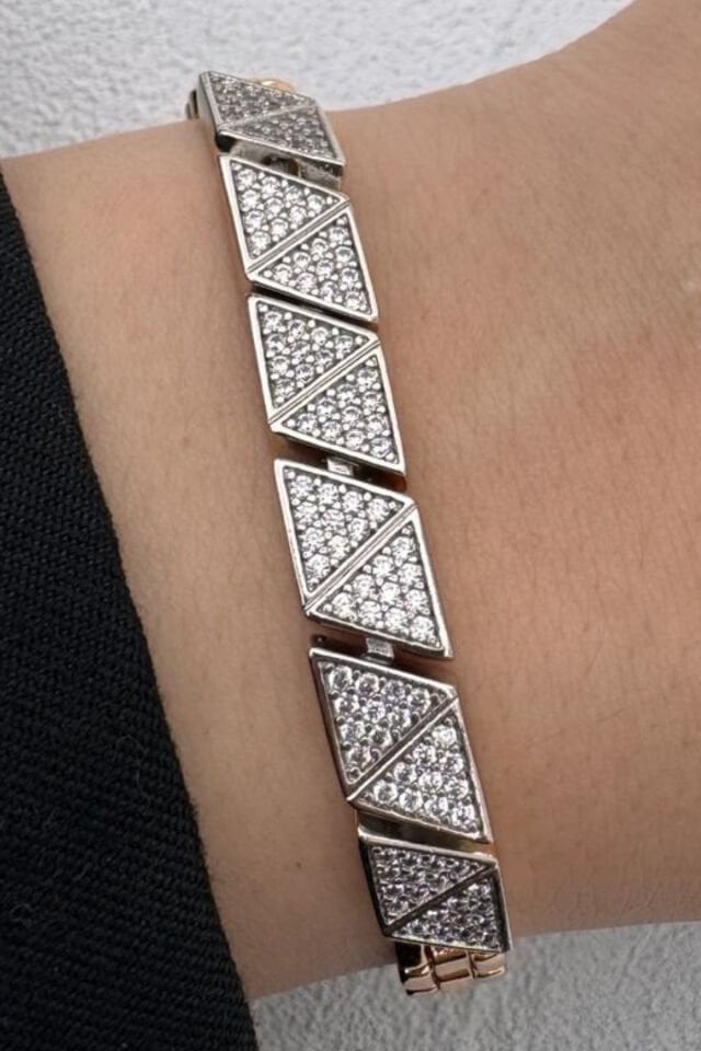 Kararmaz Renk Atmaz Xuping Rose Gold Üçgen Geometrik Zirkon Taşlı Kadın Çelik Bileklik