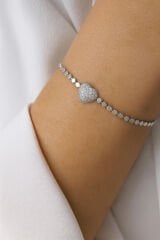 V.İ.P Seri Ezme Zincirli Full Taşlı Kalp Model Renk Atmaz Kararmaz Garantili Kadın Çelik Bileklik