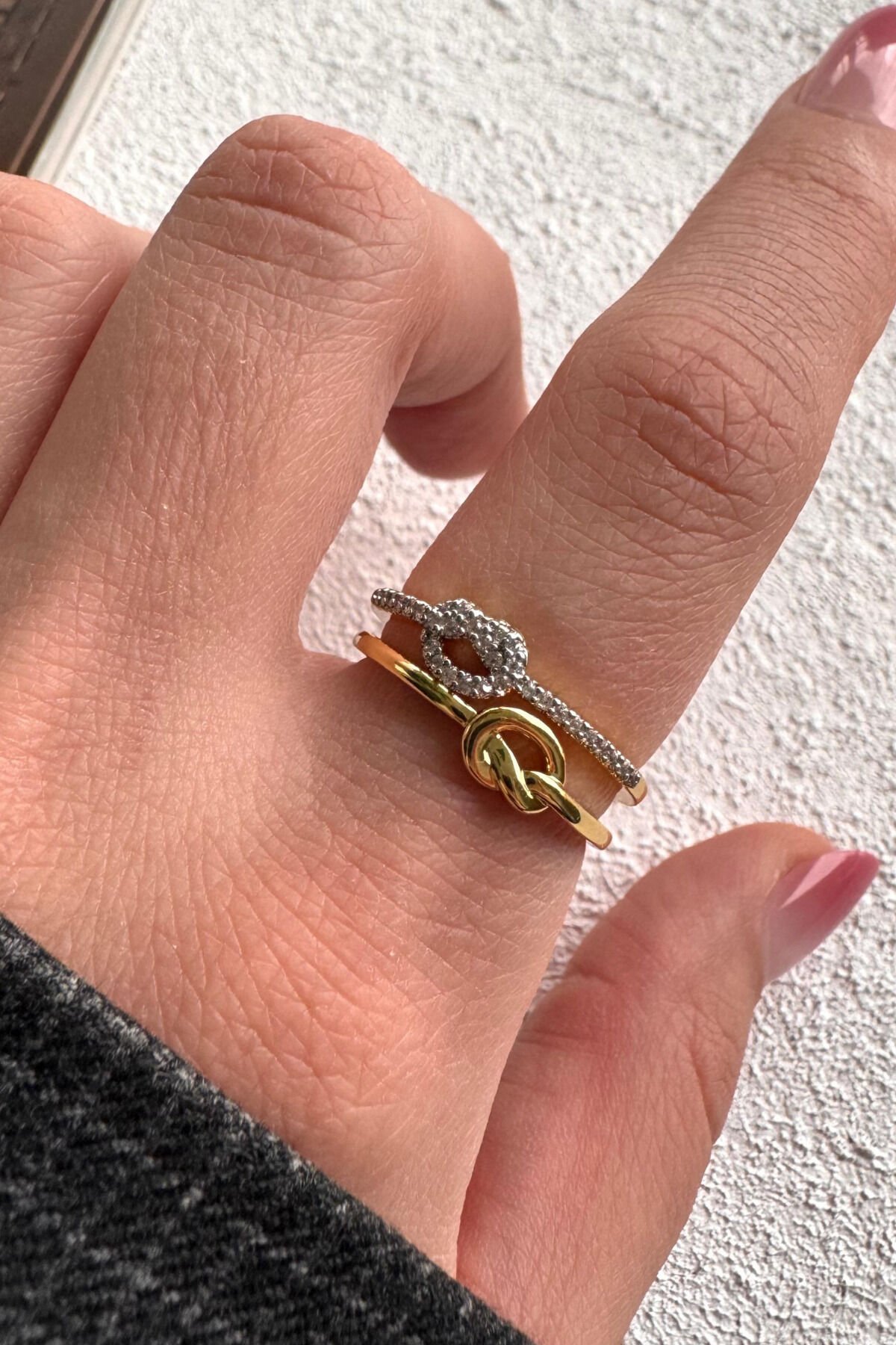 V.I.P Çift Renk Seri Knot Love Tasarım Zirkon Taşlı Düğüm Bağ Kilit Model Ayarlanabilir Çelik Yüzük