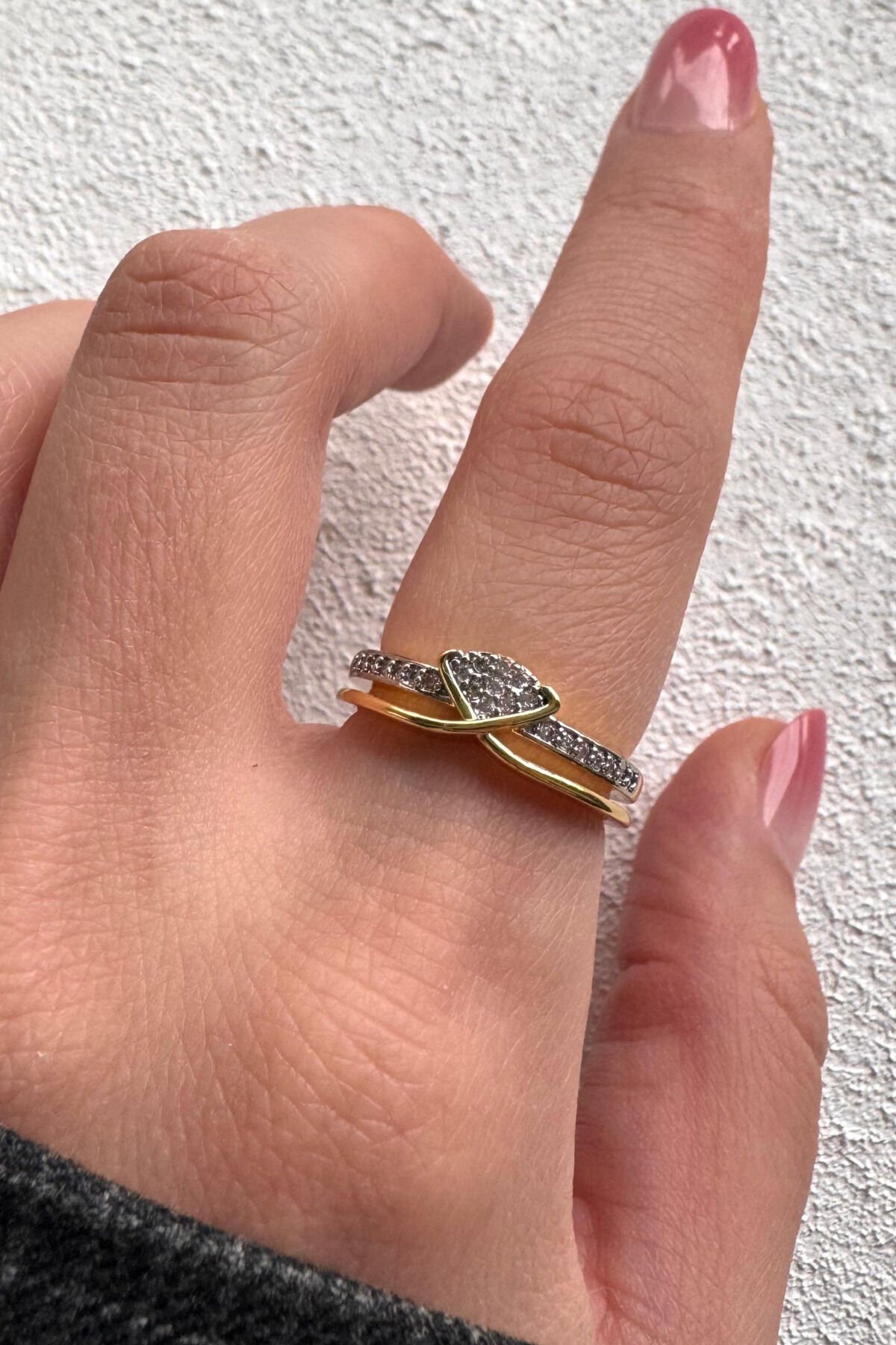 V.I.P Çift Renk Seri Soft Knot Tasarım Zirkon Taşlı Elmas Model Ayarlanabilir Çelik Yüzük