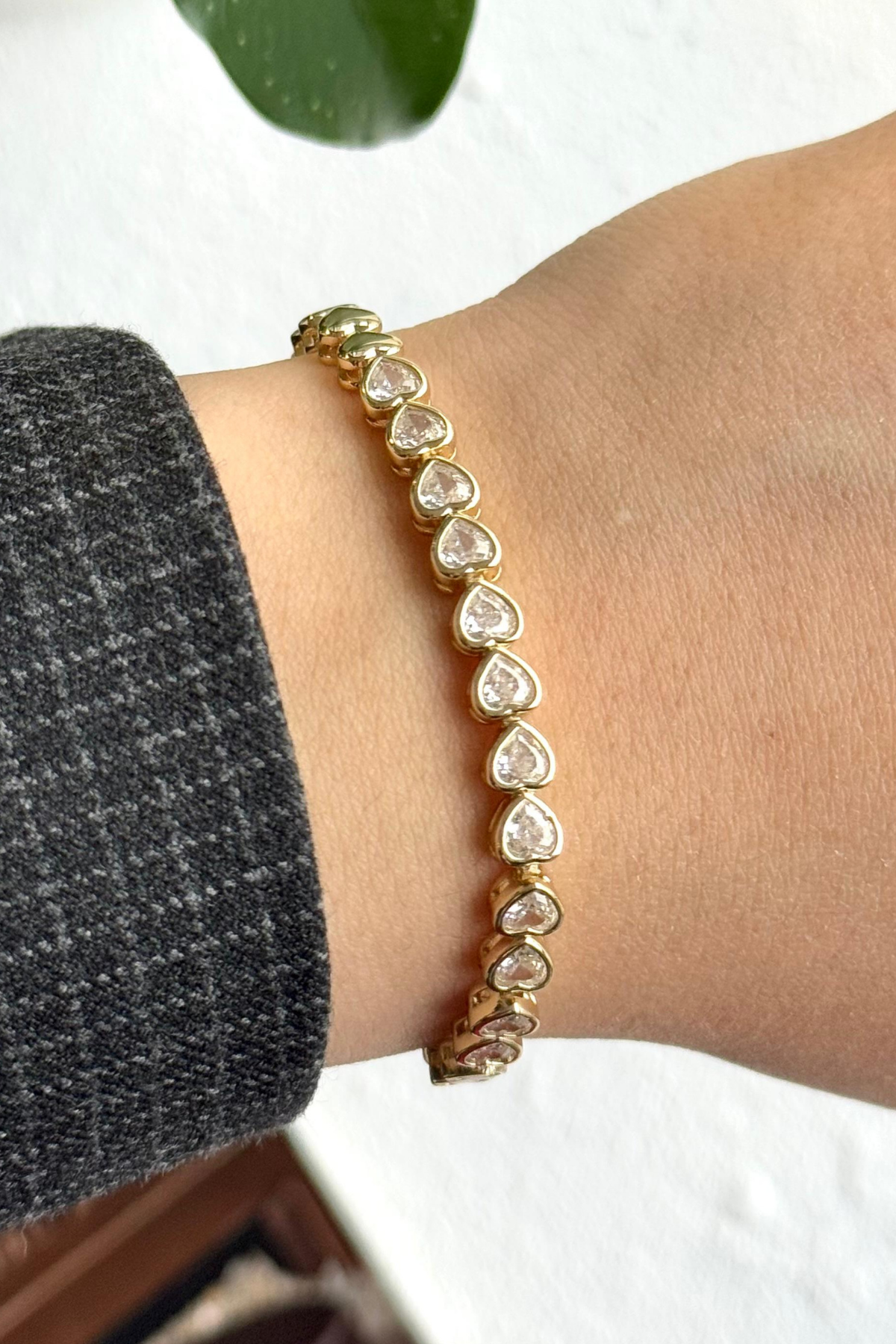 Luxe Romance Kuyumcu İşçiliği 14K Altın Kaplama Premium Seri Kadın Çelik Bileklik