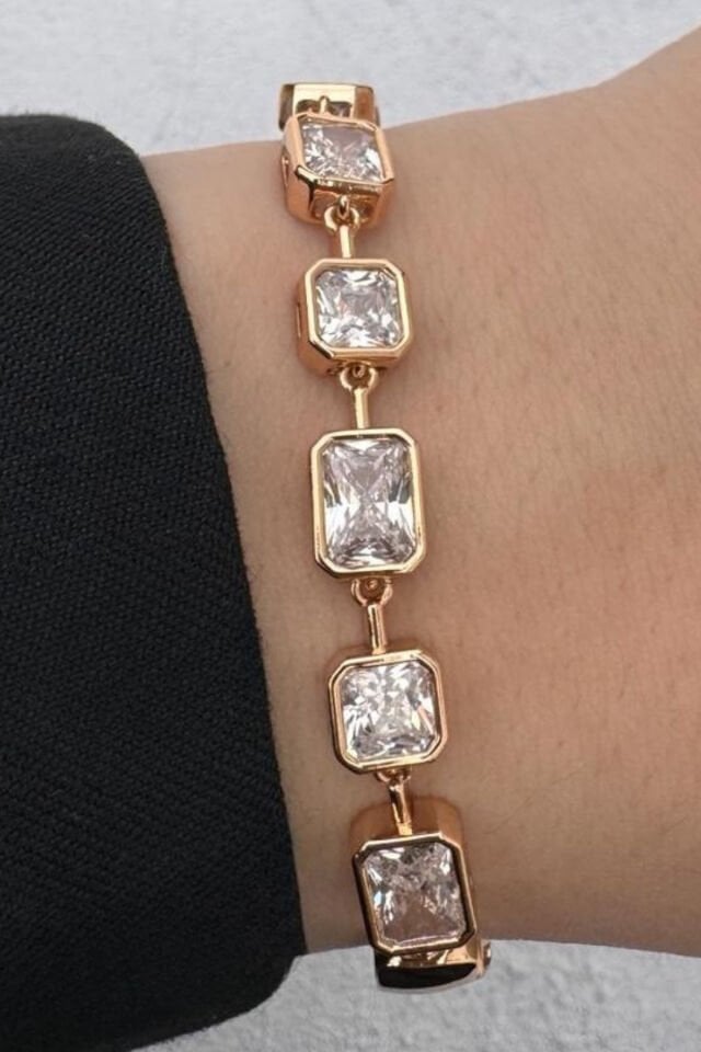 Kararmaz Renk Atmaz Xuping Rose Gold Kalp Detaylı Baget Taşlı Kadın Çelik Bileklik