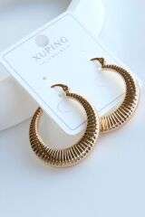 VİP Xuping Burgulu Elips İstiridye Tasarım Kararmaz Renk Atmaz Kadın Çelik Küpe