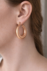 VİP Xuping Burgulu Elips İstiridye Tasarım Kararmaz Renk Atmaz Kadın Çelik Küpe