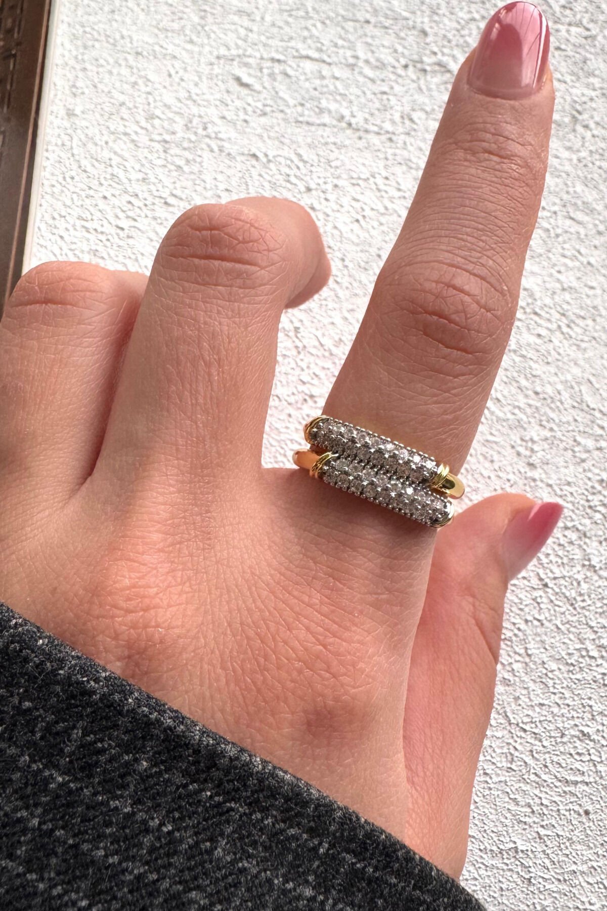 V.I.P Çift Renk Seri Aurora İkili Sıra Zirkon Taşlı Tasarım Ayarlanabilir Çelik Yüzük