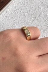 Gold Dikdörtgen Zirkon Taş Detaylı Plaka Tasarım Ayarlanabilir Serçe Parmak Yüzüğü