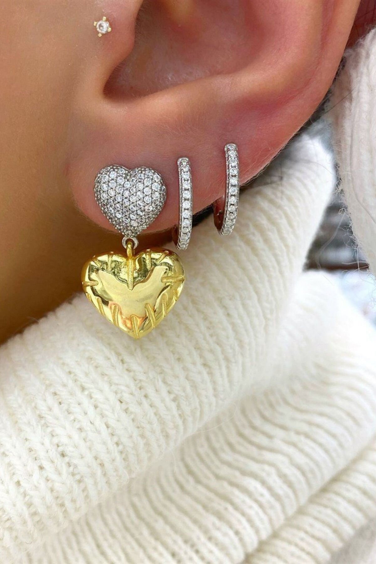 Sallantılı Zirkon Taşlı Kalp Model Kadın Çelik Küpe