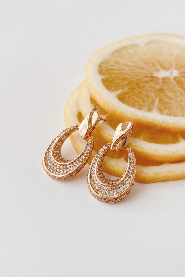Kıvrımlı Çanta Tasarım Xuping Rose Gold Kaplama Kadın Çelik Küpe