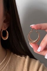 VİP Xuping Burgulu Elips İstiridye Tasarım Kararmaz Renk Atmaz Kadın Çelik Küpe