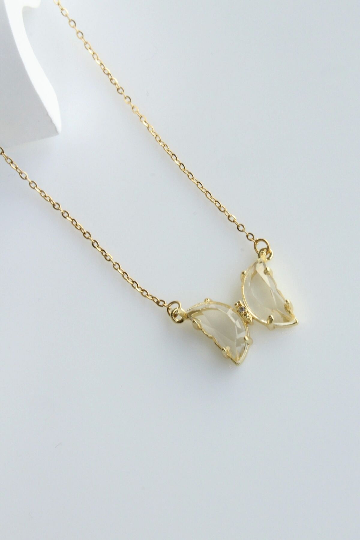 Yeni Sezon Kelebek Tasarım Gold Kaplama Kadın Çelik Kolye