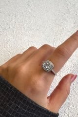 Özel Seri Belloria Baget Kesim Yarım Tur Tek Taş Tasarım Ayarlanabilir Kadın Çelik Yüzük