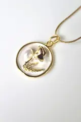 Vintage Incili Beyaz Gül Motifli 3d Tablo Tasarım Kadın Çelik Kolye