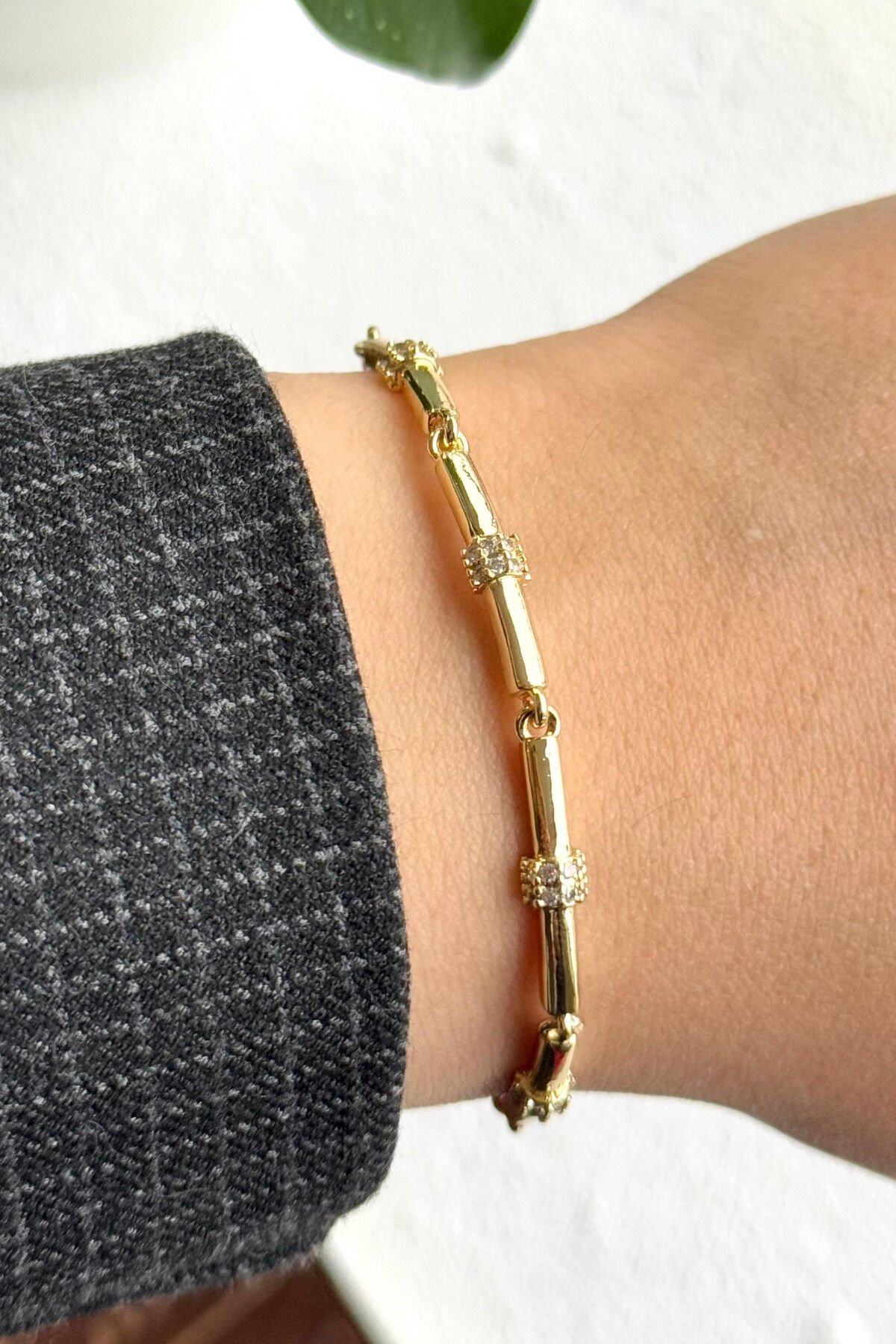 Premium Seri Çıtır İnce İç İçe Geçmeli Zincir Tasarım Ayarlanabilir Kadın Çelik Bileklik Kelepçe