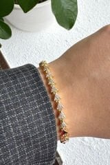 Özel Seri Kuyumcu İşçiliği Kararmaz Renk Atmaz Üçgen Tasarım Zirkon Taş Kadın Çelik Bileklik Kelepçe