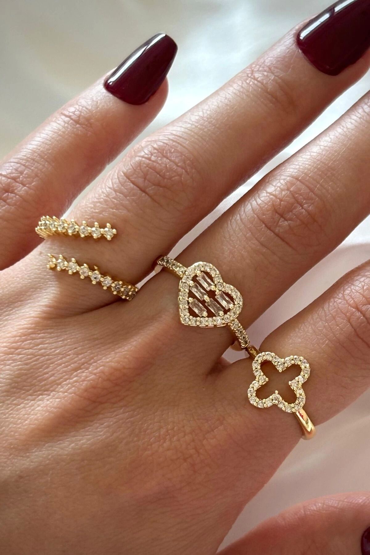 Yeni Sezon 3 Lü Kombin Zirkon Taşlı Yonca Kalp Su Yolu Tasarım Çoklu Ayarlanabilir Kadın Yüzük Seti