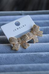 Premium Seri İthal  Zirkon Taş Kaplama Fiyonk Model Kararmayan Şık Tasarım Gold Renk Kadın Küpe